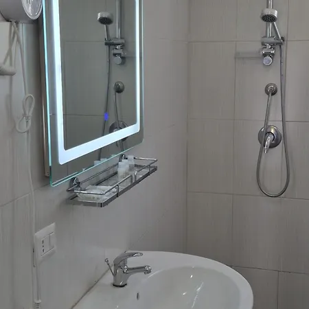 Szálloda Agron S Vlora